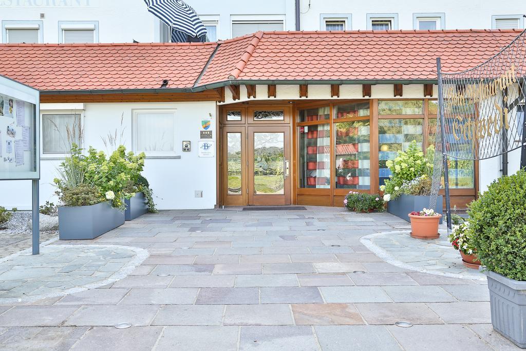 Hotel-Restaurant Schwedi ランゲナルゲン エクステリア 写真